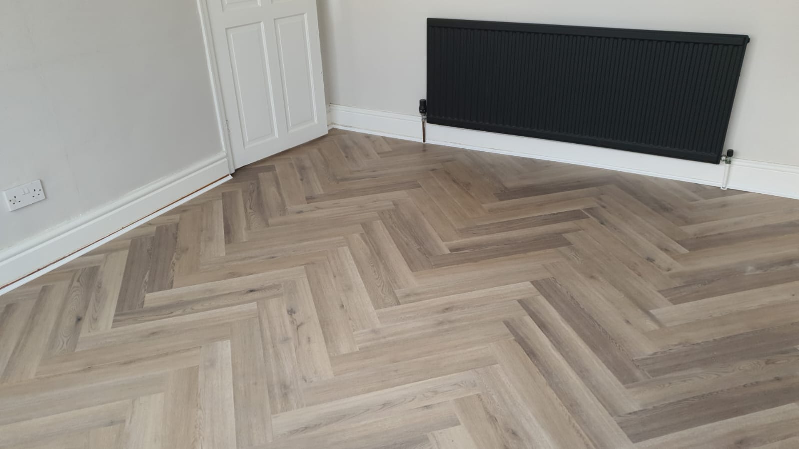 LVT