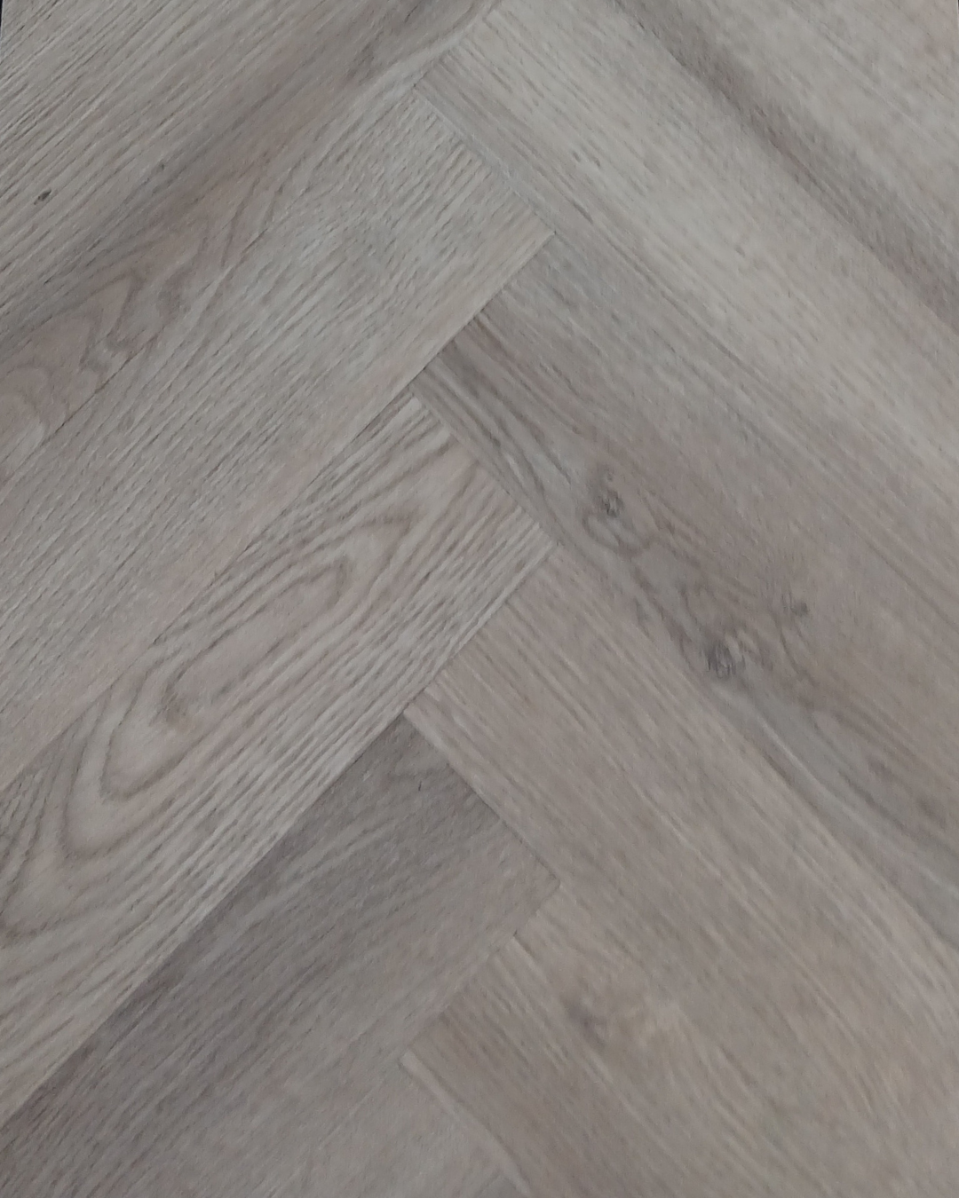 Aspire Smoke House Oak – LVT Dryback Herringbone